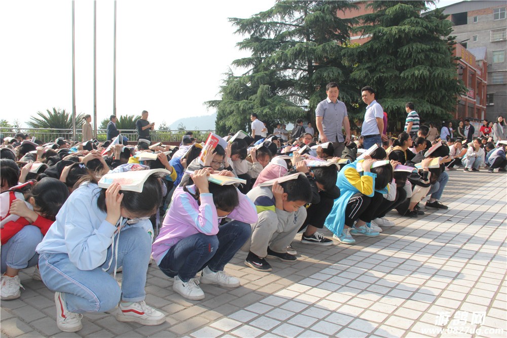 平昌县元石小学图片